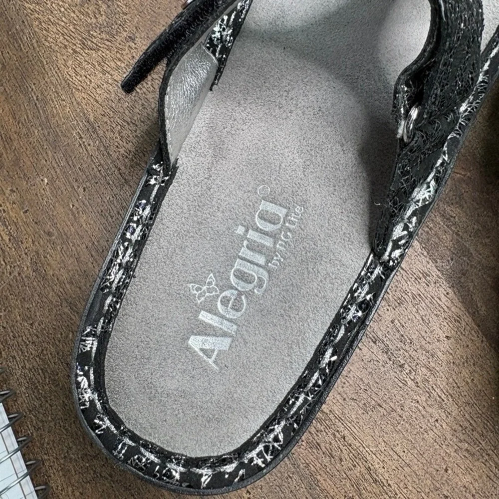 Alegria Sandals EU Size 36 US 6 Black Metallic Leather Arch Support‎